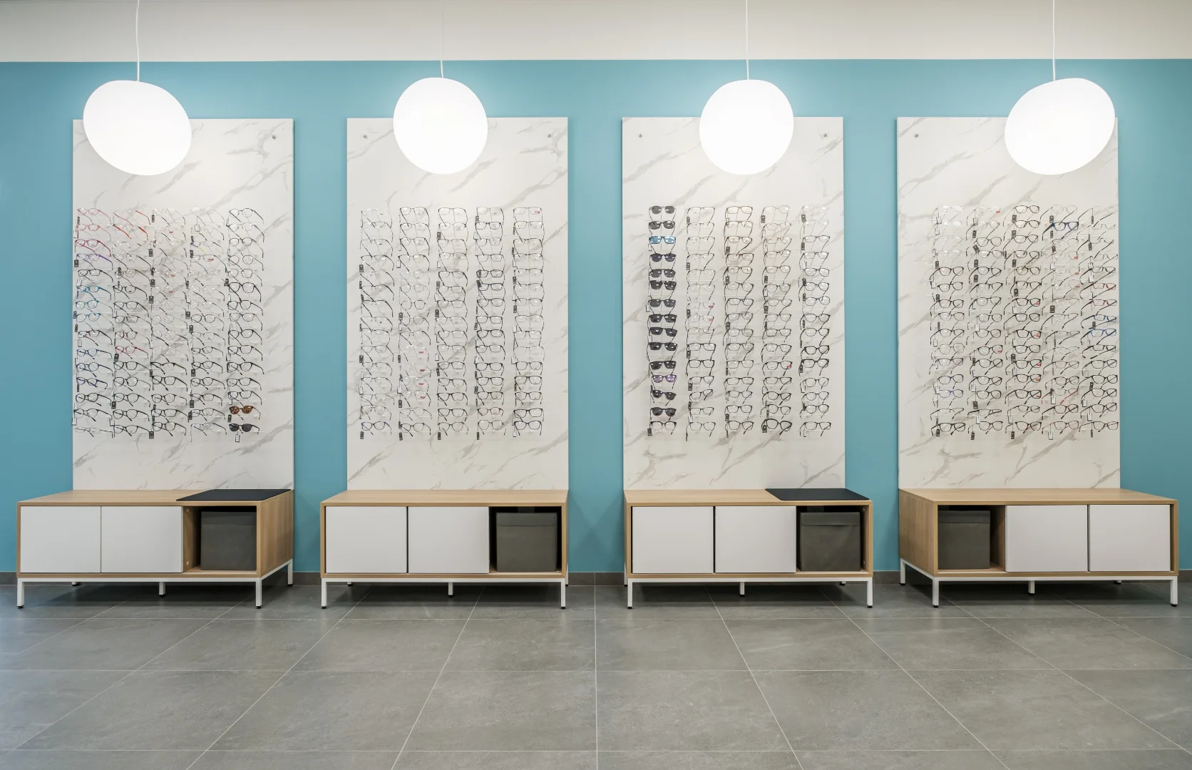 akinių rėmeliai akiniai miesto optika korekciniai akiniai akinių lęšiai